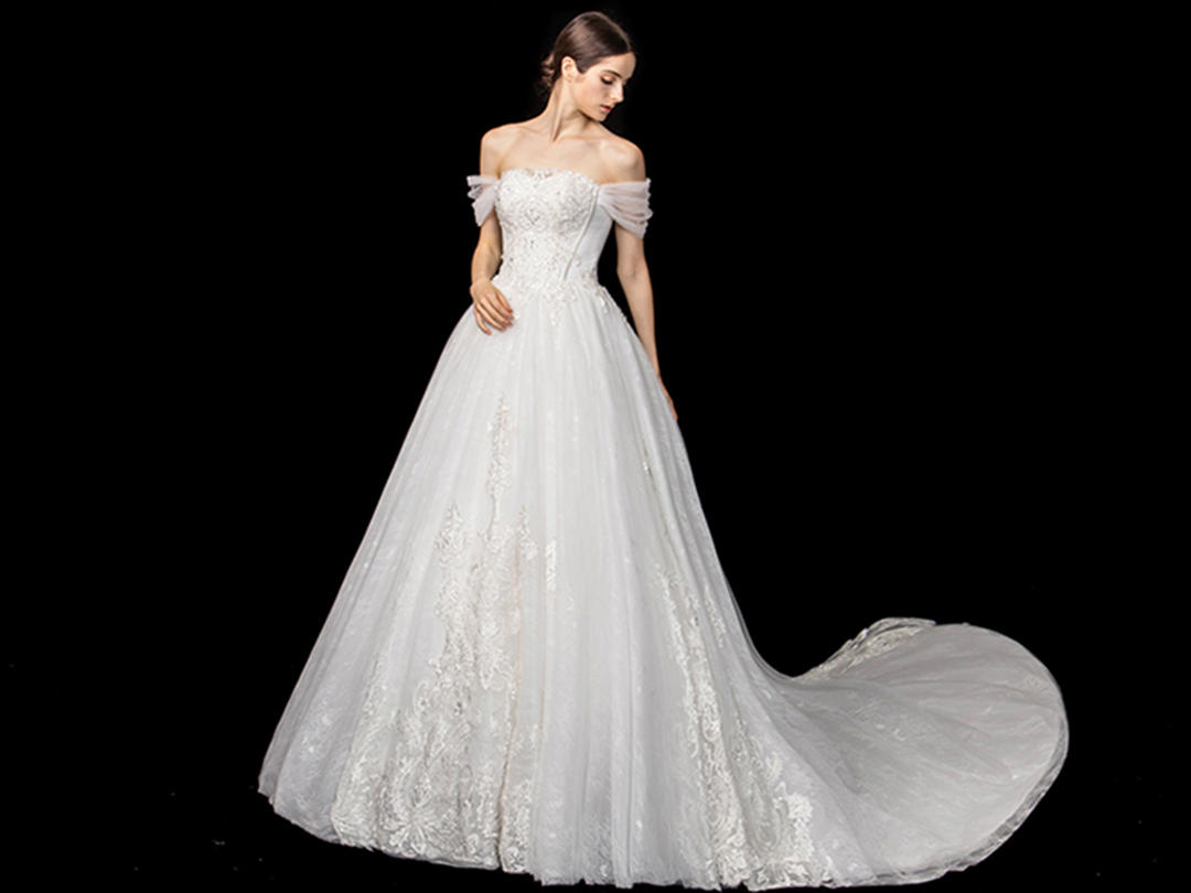 【妠澜超值推荐】主纱/短拖尾+敬酒服+伴娘服