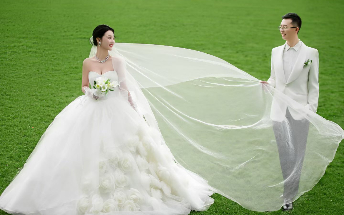 草坪婚紗照·愛意永不止息