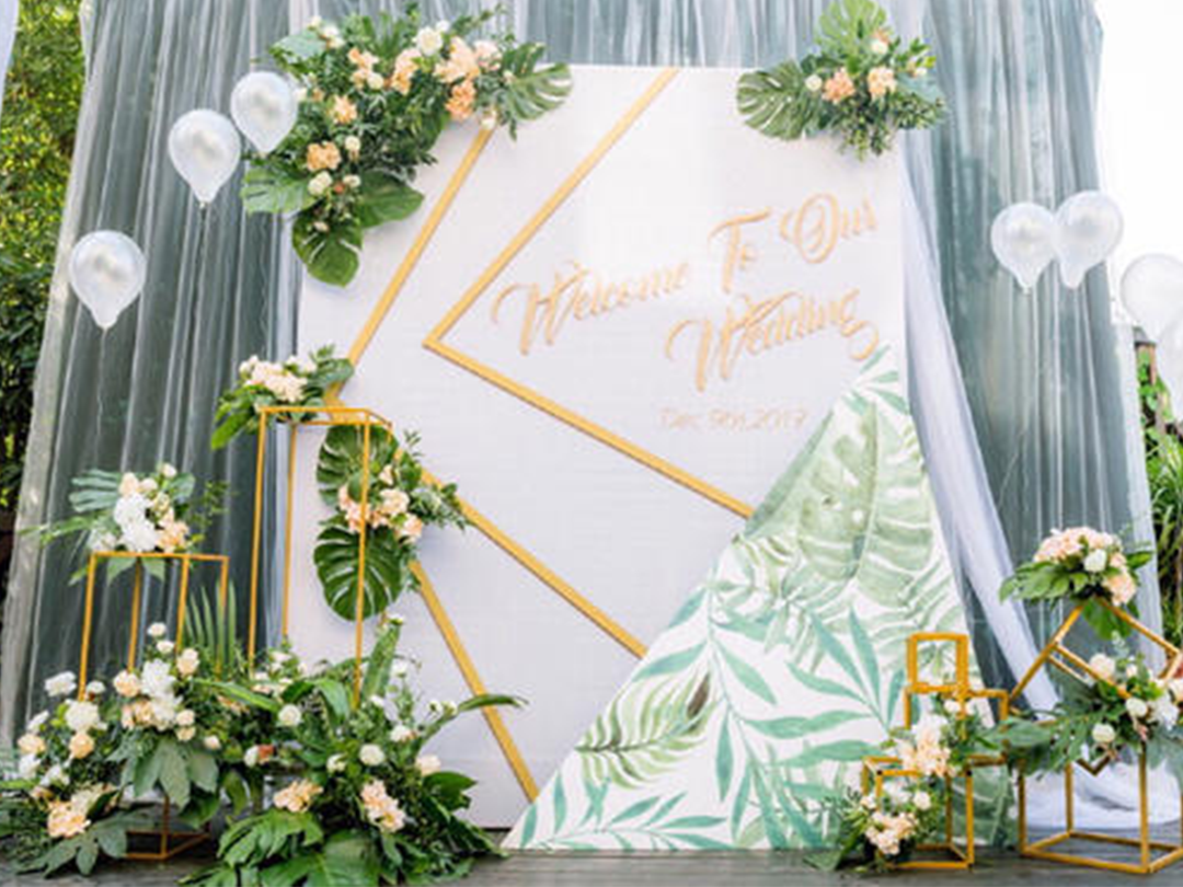 进店咨询有礼遇见小清新森系白绿色户外婚礼布置策划