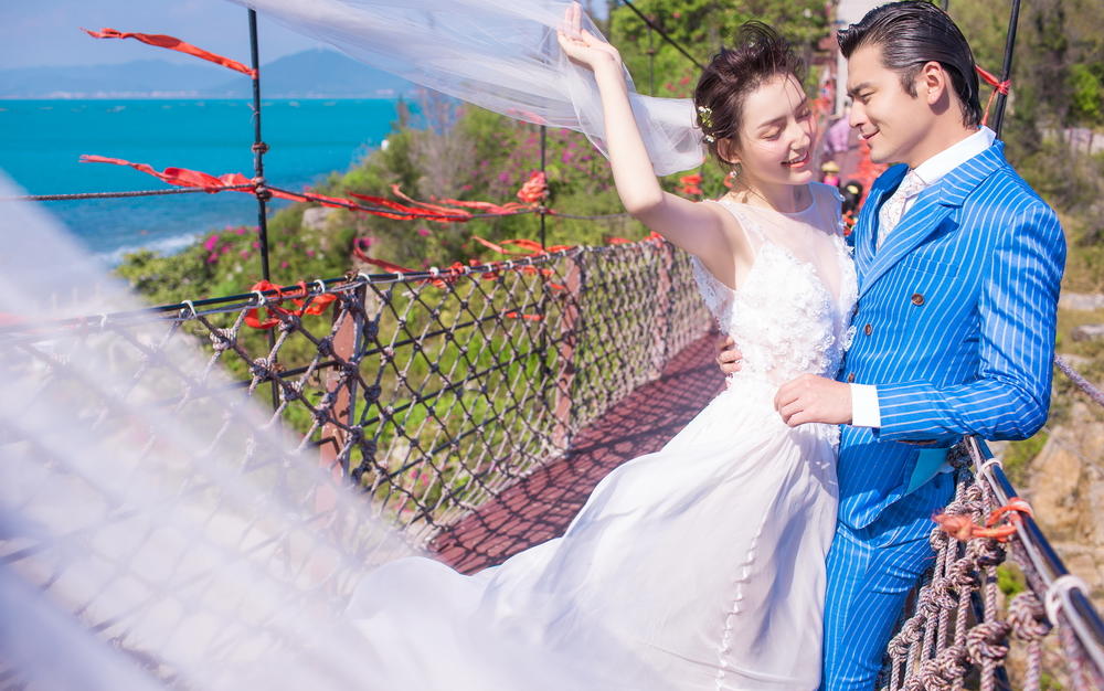 花满集婚纱_婚纱情侣头像(2)