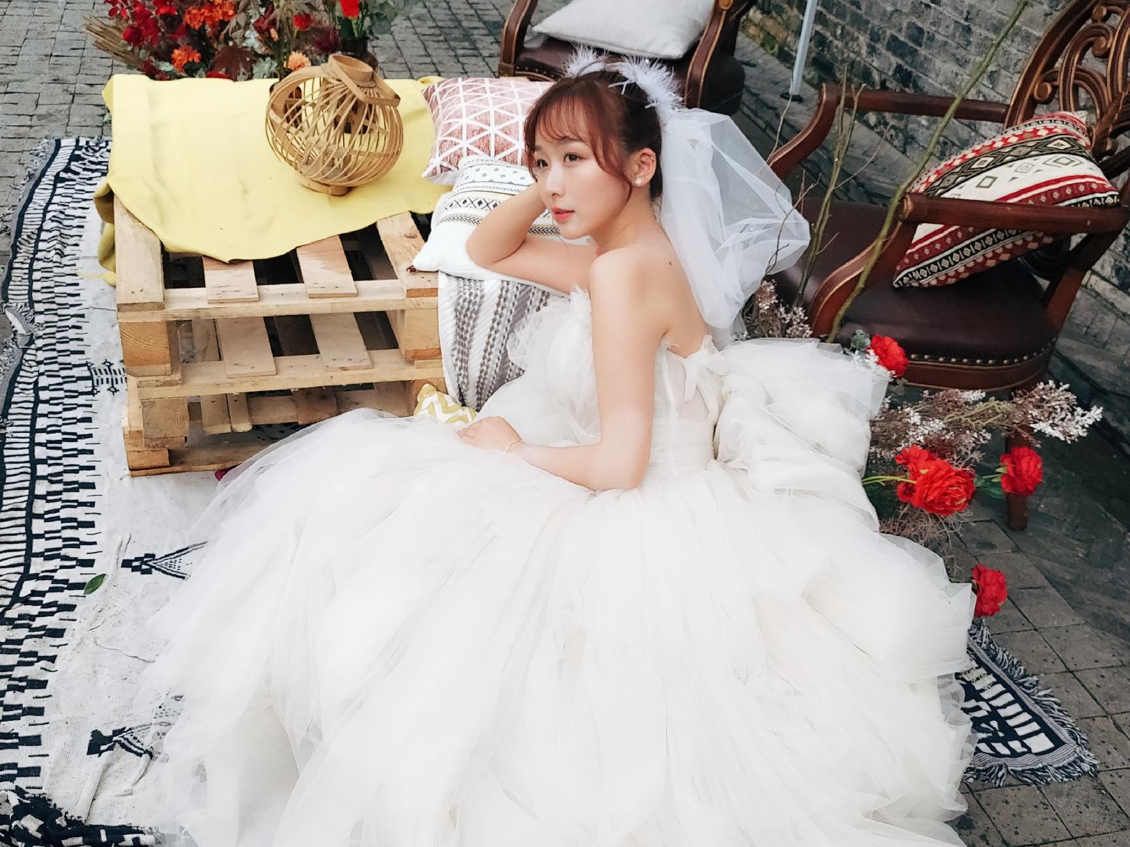 总监档婚礼实时跟妆案例（全天跟妆）