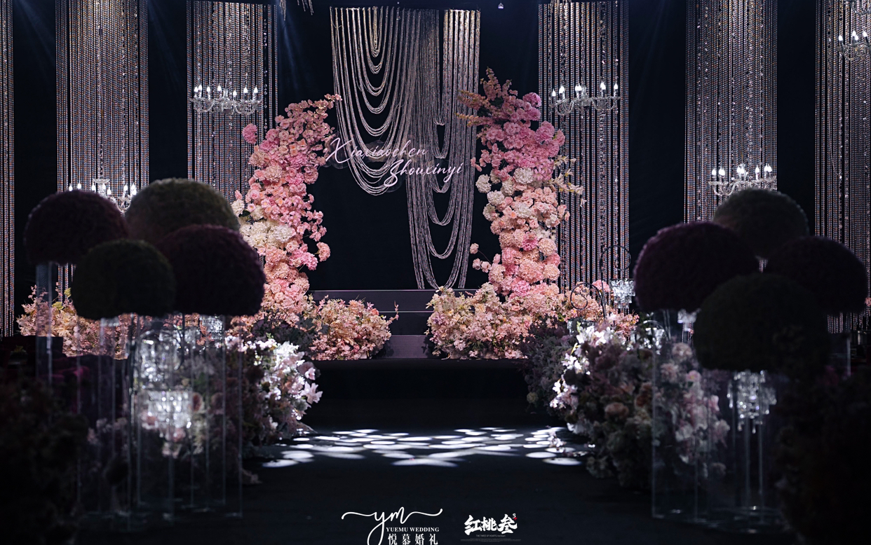 【悦慕婚礼】一眼沦陷的黑粉色婚礼
