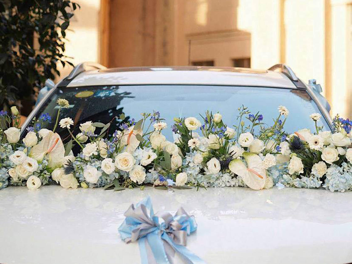 安花藝生活館一字型婚車鮮花裝飾套餐