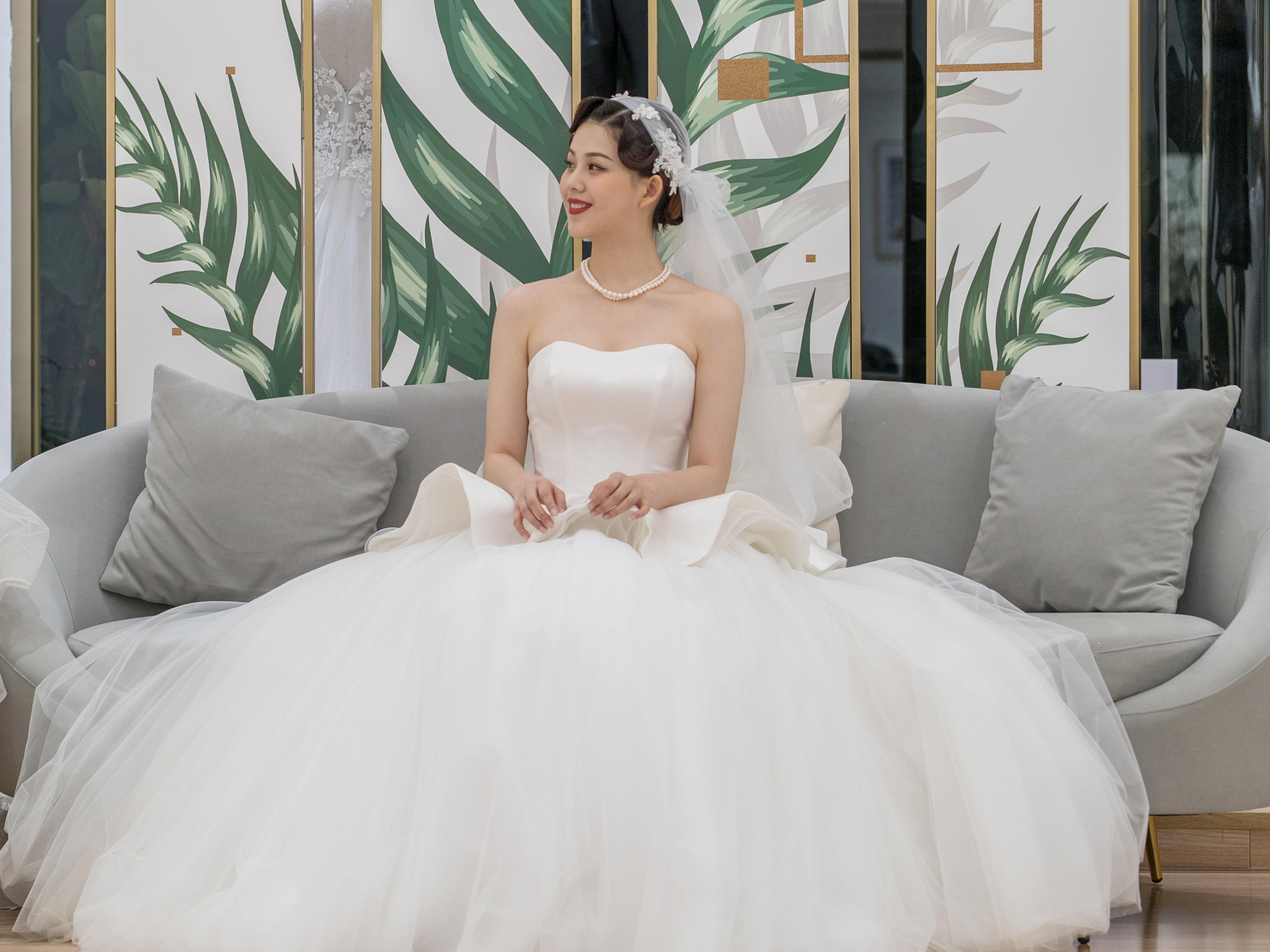 【超值租赁】尊享婚纱裙褂礼服租赁套餐A