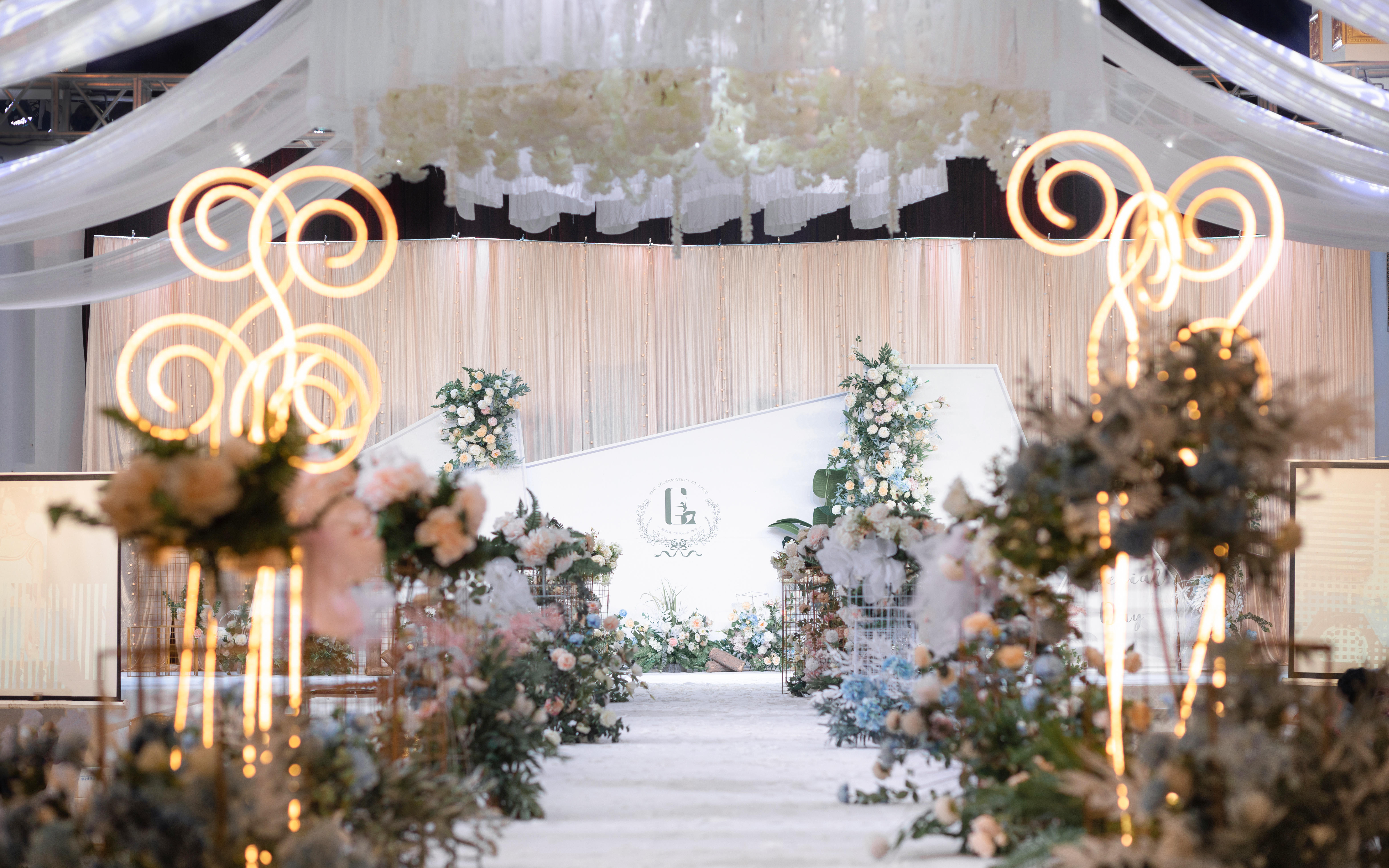 韩式白色香槟色极简风室内浪漫唯美小清新婚礼