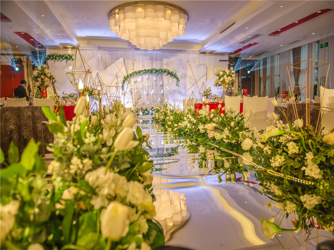 郁金香婚庆，婚礼一站式套餐