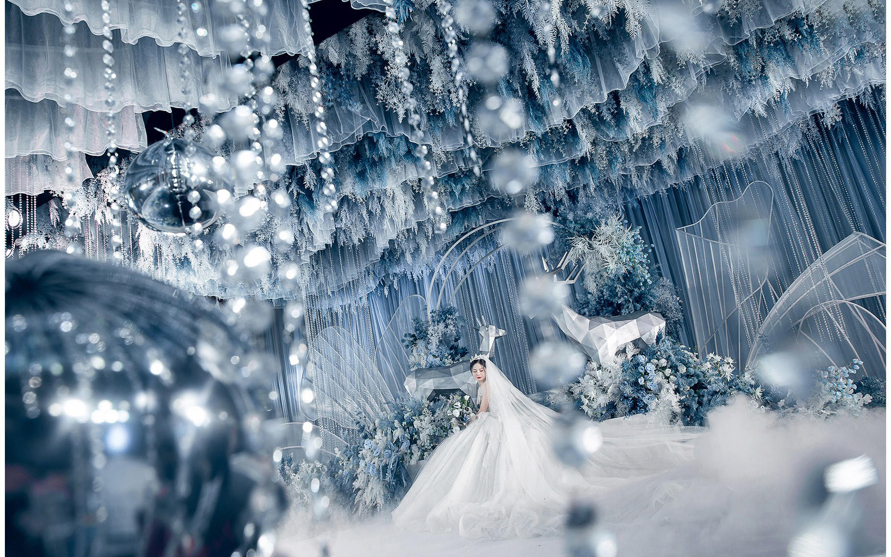 悠美嫁高端定制主题婚礼——“拂雪流年”