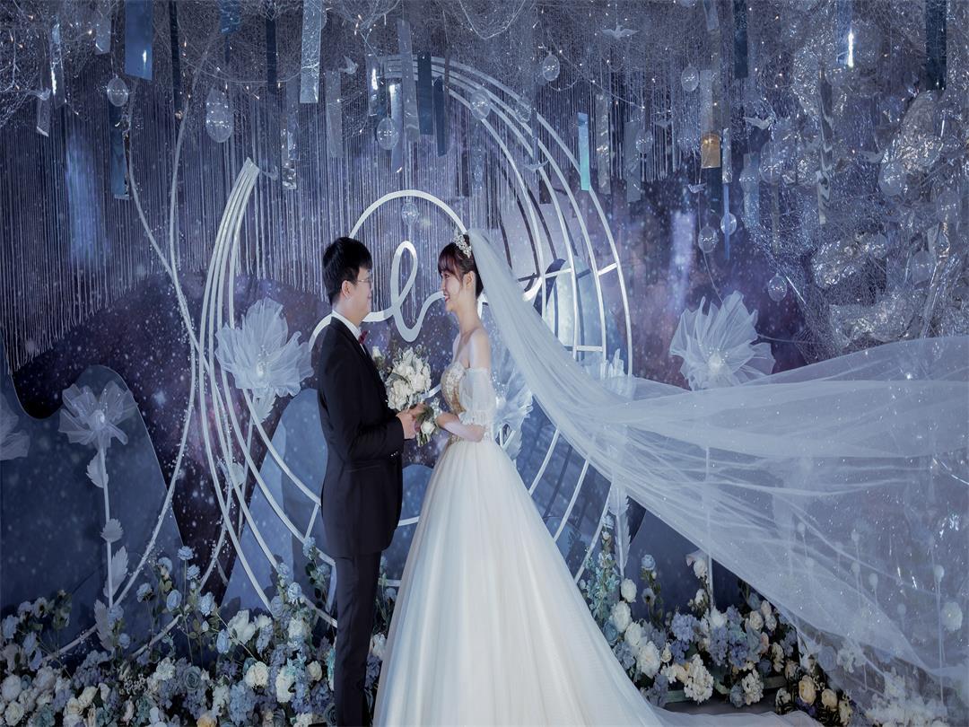 #浏阳VIVI婚纱宫廷复古风仪式纱+礼服#