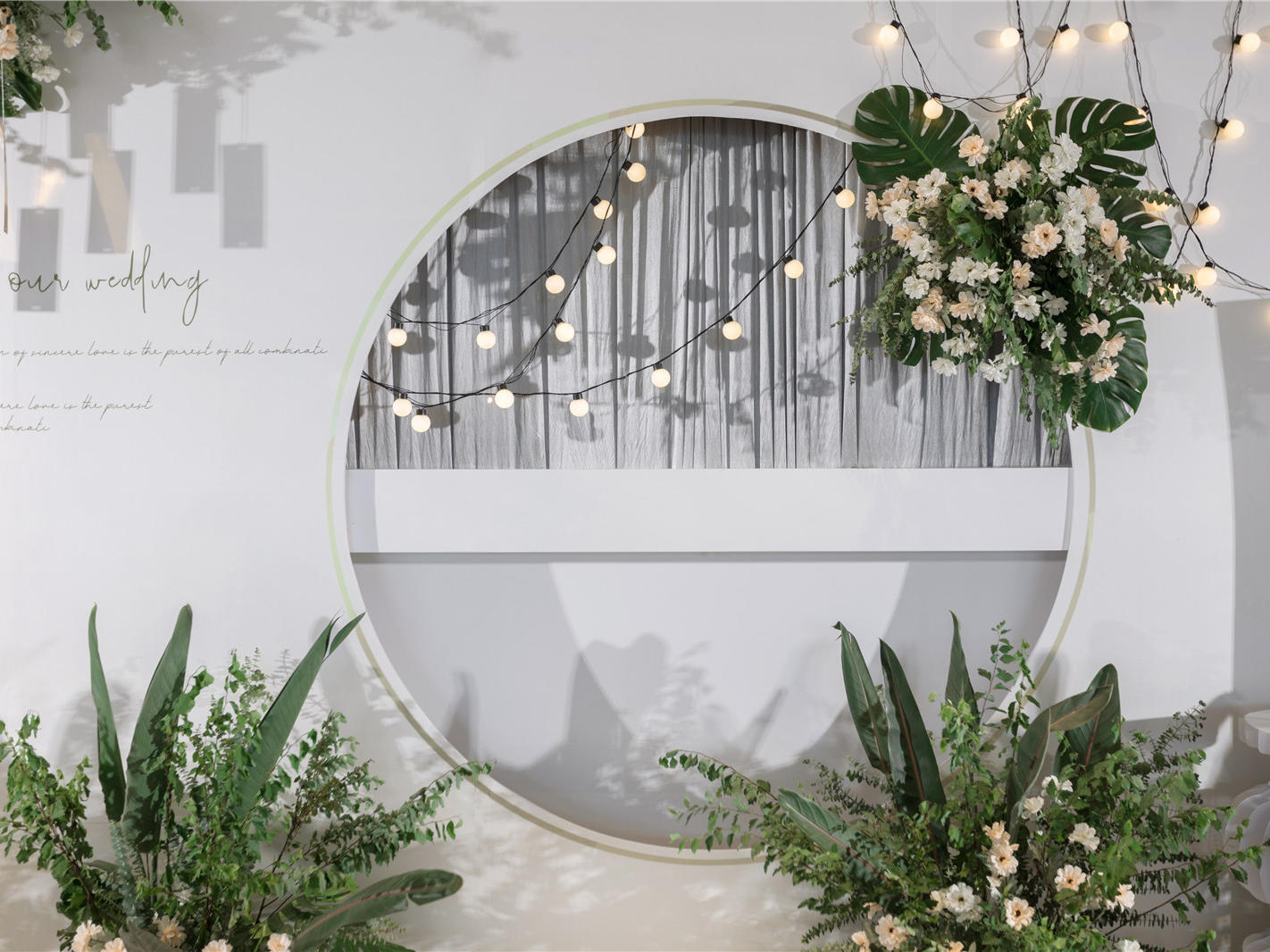 极简流行趋势/白绿婚礼策划实例