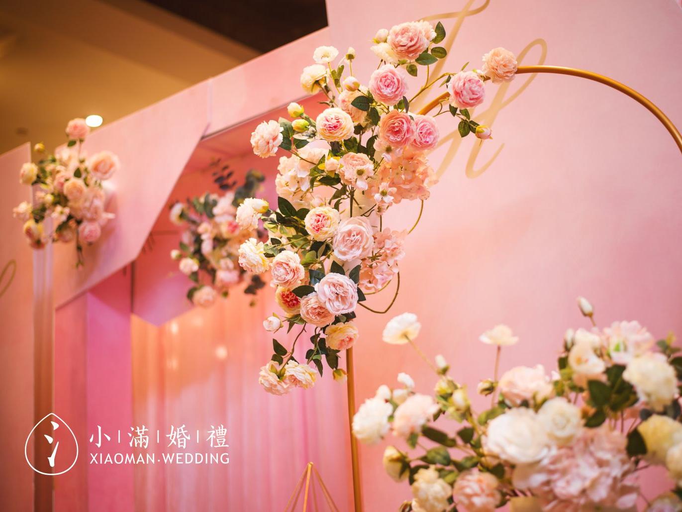 【小满婚礼】韩系简约风 司仪摄像摄影跟妆全包