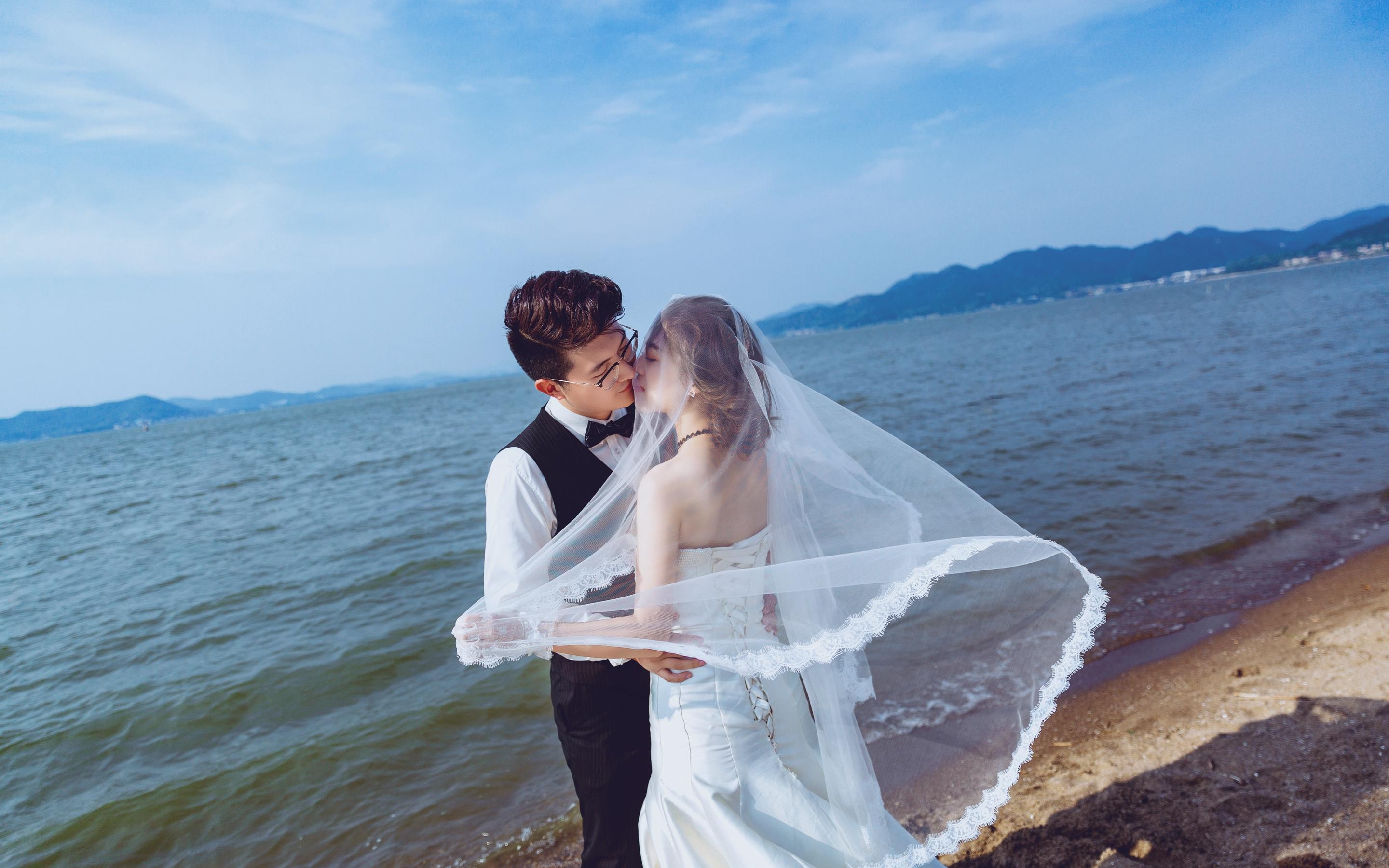 定制丨不一样的胶片系婚照