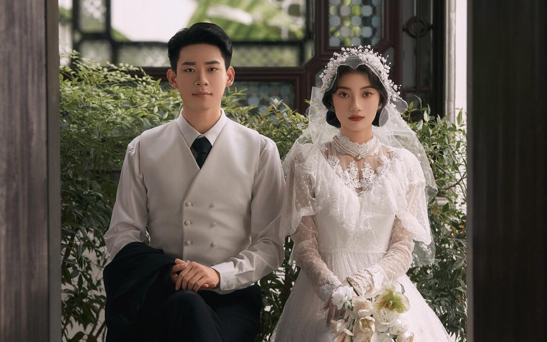 穿越百年时光，与你共赴一场民国旧梦