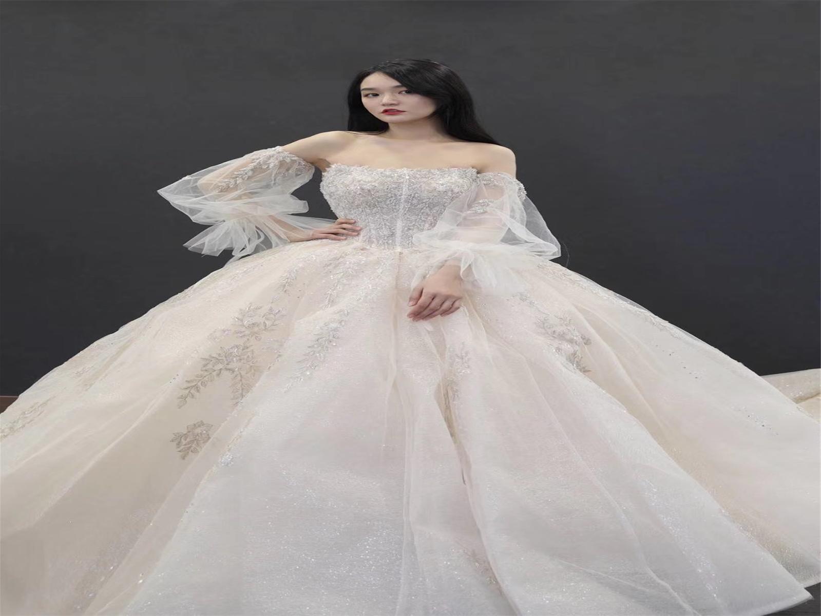 韩式新娘全天跟妆三个造型