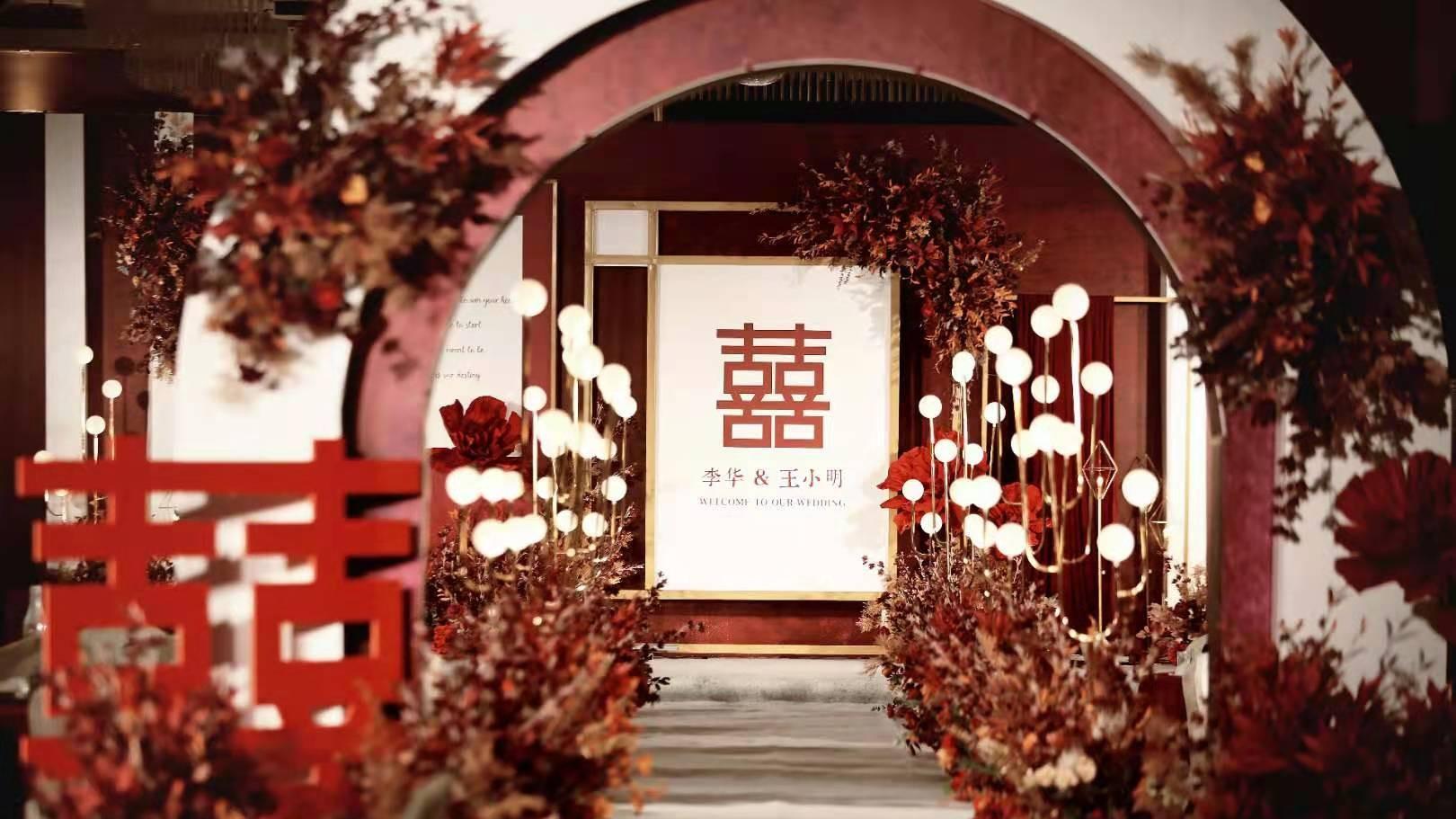 【囍悦】国风的内敛，西式的浪漫，当中式撞上婚纱