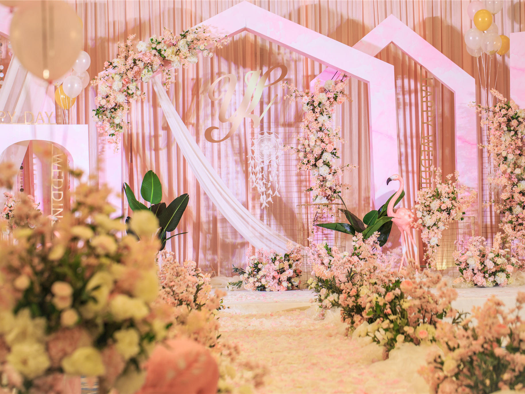 户外室内通用款：半价抢定，粉色婚礼效果好，小清新