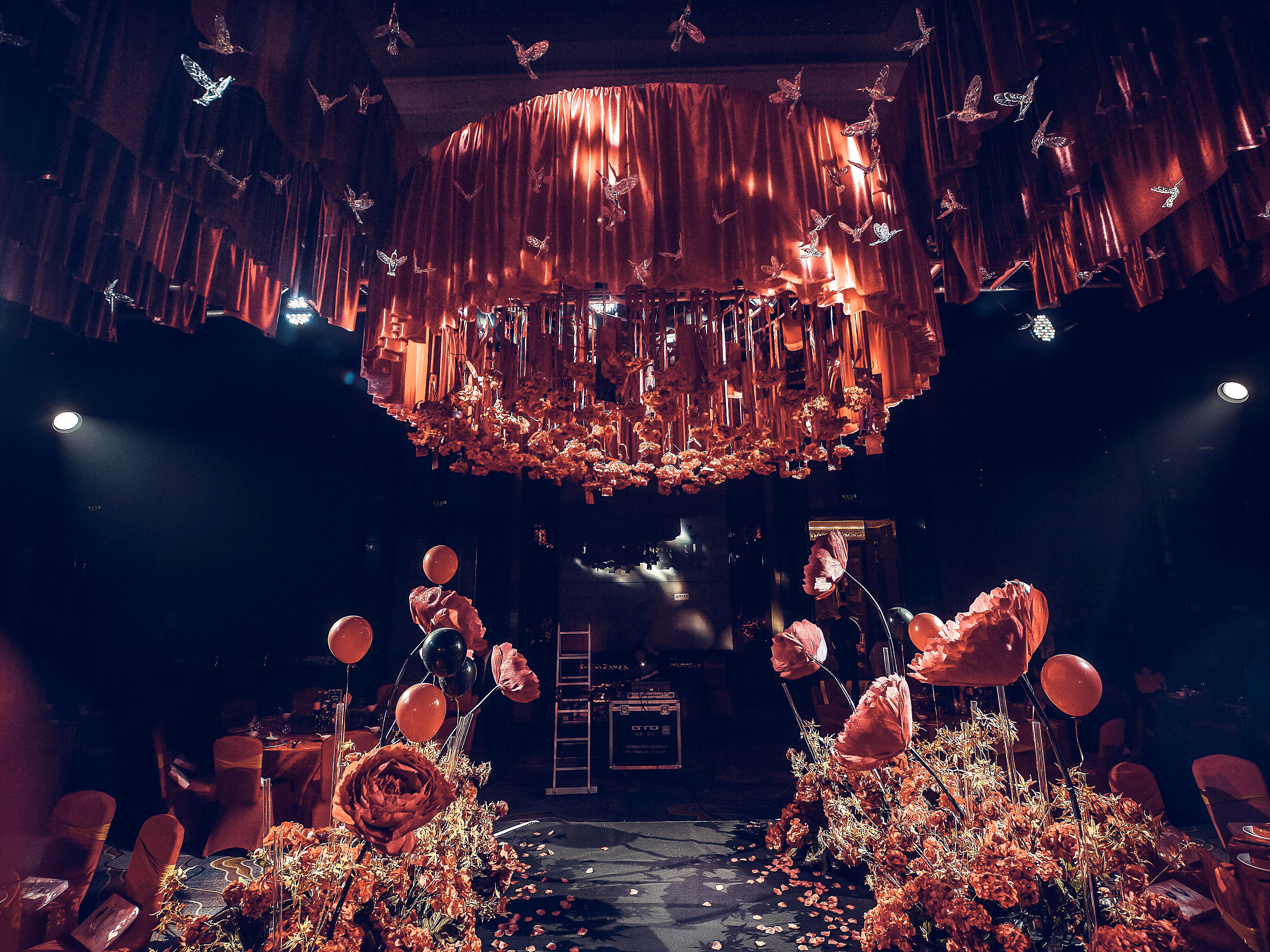 【高端婚礼】【红黑色系】轻奢与质感并存的高级配色