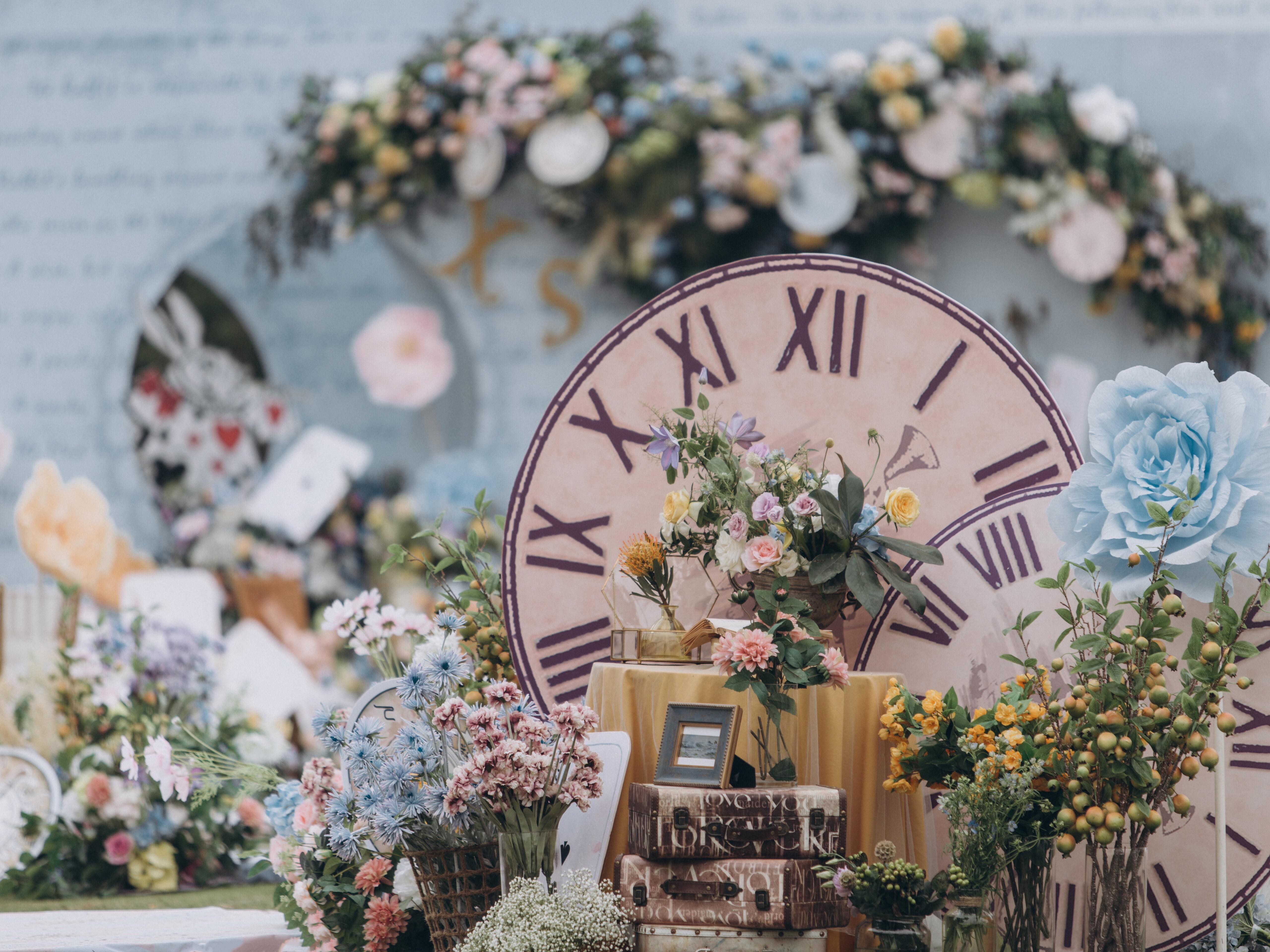 爱丽丝梦游仙境蓝色梦幻婚礼