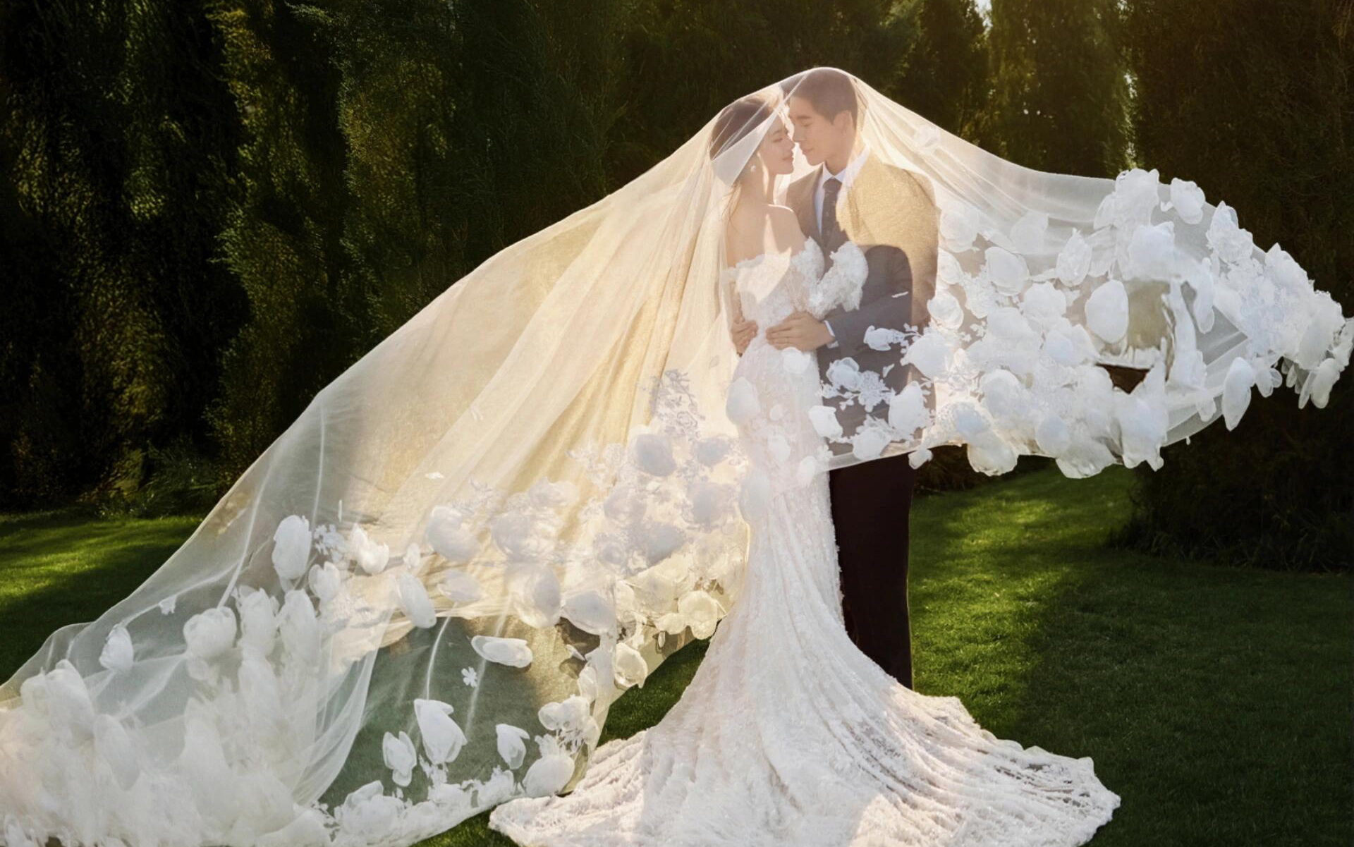 逃离城市计划｜森系草坪婚纱照太治愈了