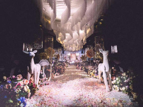 《梦工场婚礼策划》——|意境寻鹿|粉色|梦幻|