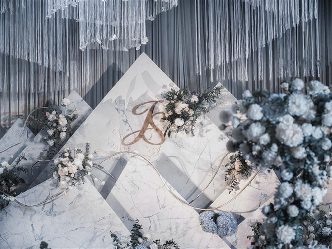 轻奢梦幻订制主题婚礼