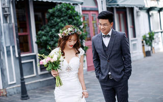 王小姐夫妇玫瑰小镇深圳婚纱摄影欧式城堡婚旅拍纱照
