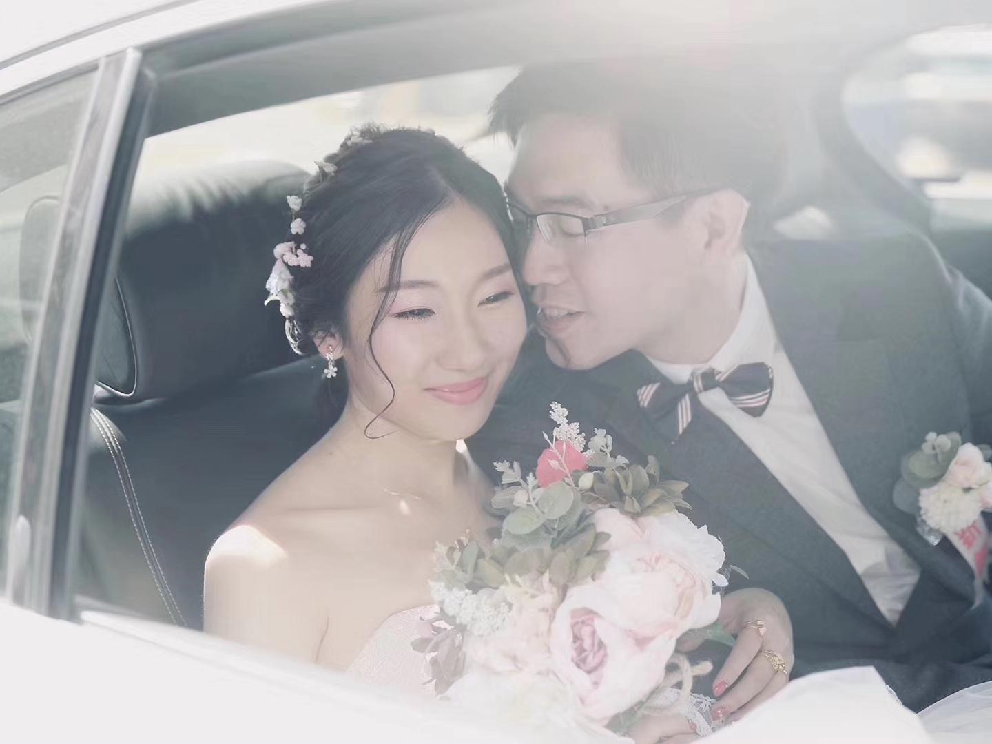 广佛清英半天白纱跟妆造型简约风送亲友妆