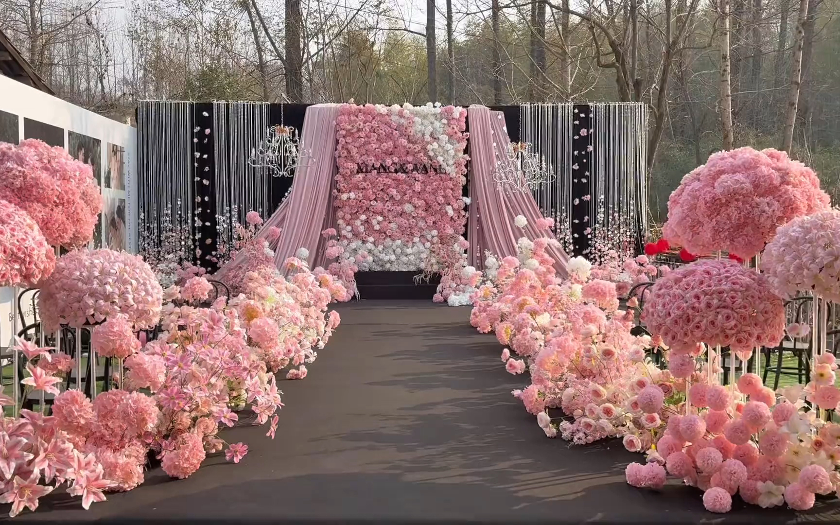 超美粉色小预算农村婚礼