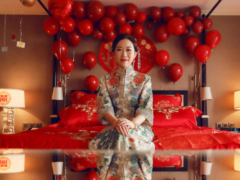 中式礼服这么美，你pick哪一款?