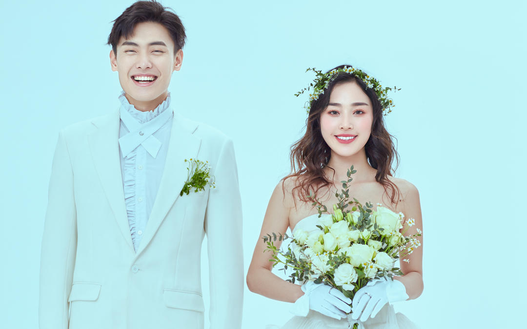 私人定制【简约幸福感】婚纱照，送5200婚嫁礼包