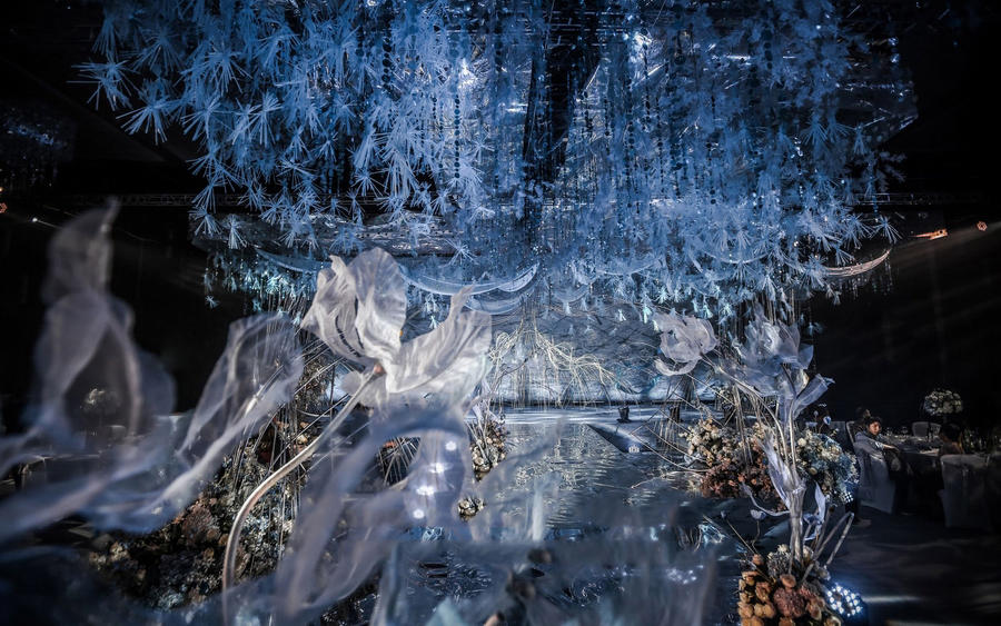 【北京】清新蓝色｜吸管创意灵感｜舞台上空吊顶设计