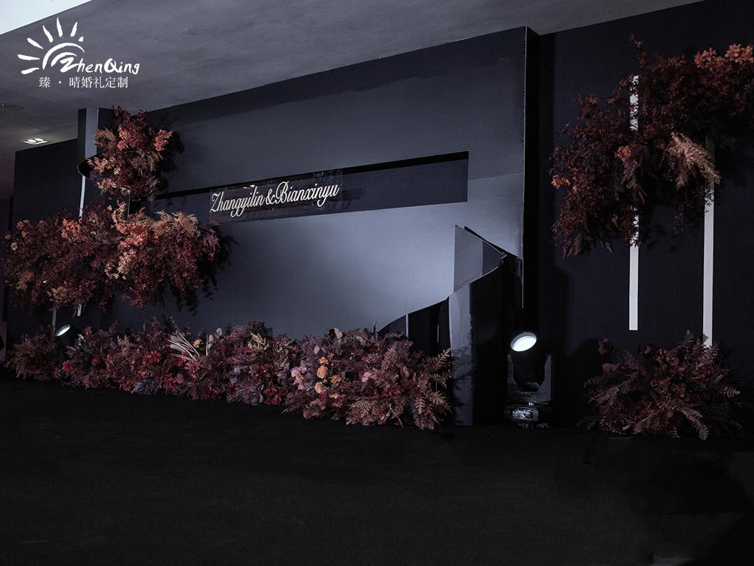 臻·晴|小众质感复古红黑撞色婚礼-西美金五洲酒店