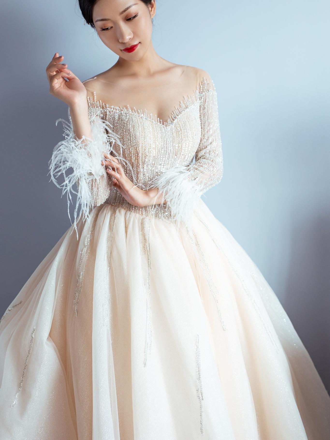 【全网低价套餐】秀禾+仪式纱+敬酒服+跟妆+男装