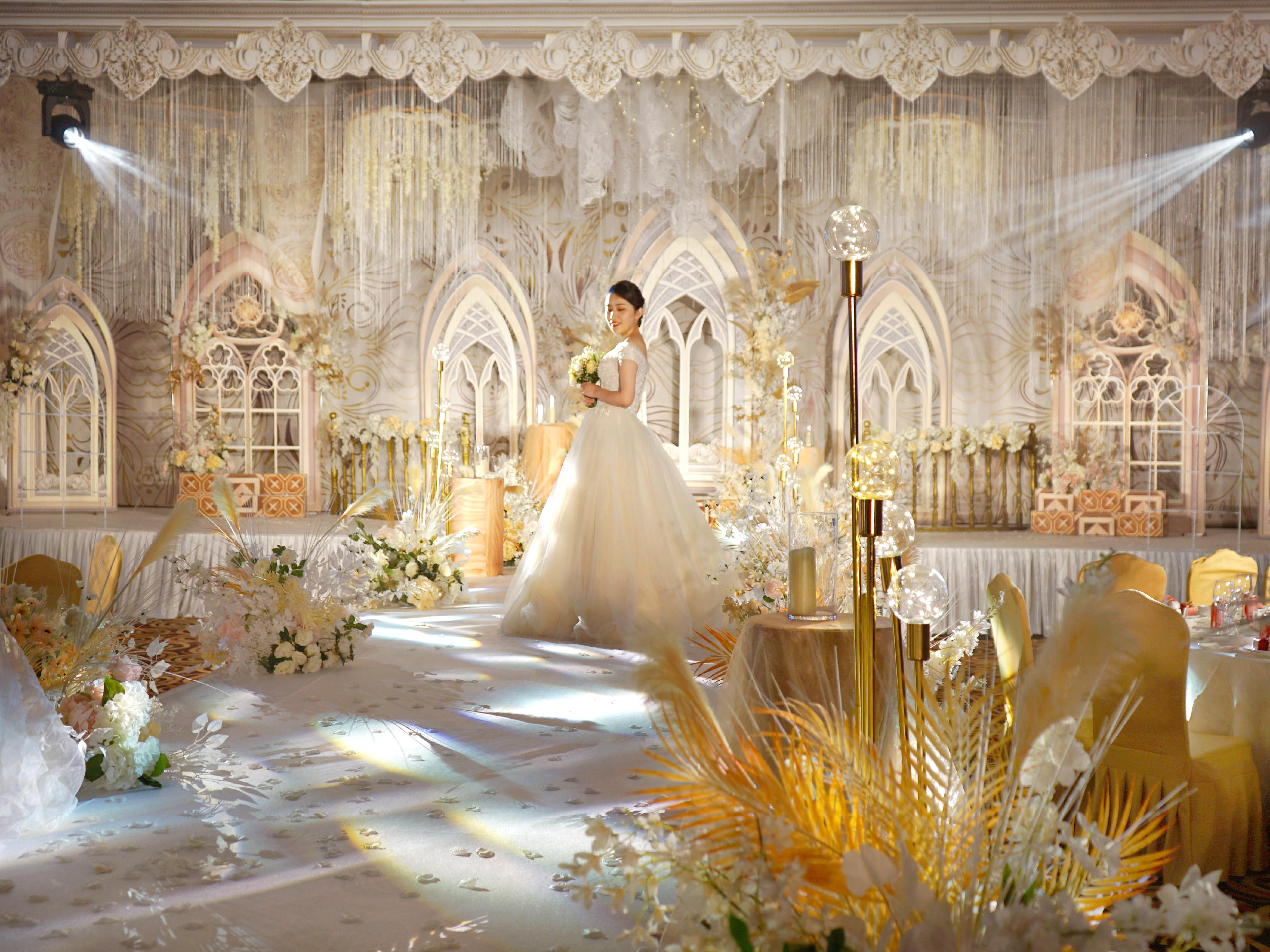 香槟色系大气公主风格婚礼