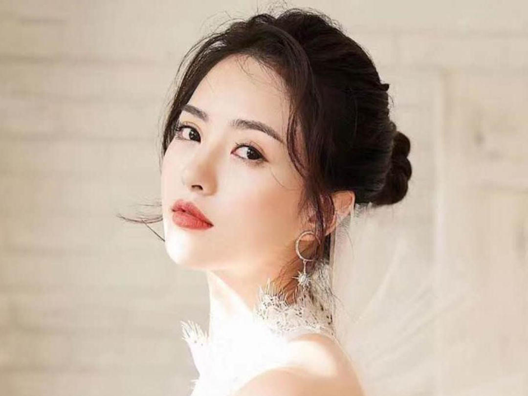 【怦然心动】艺人造型新娘全程跟妆  带助理一位