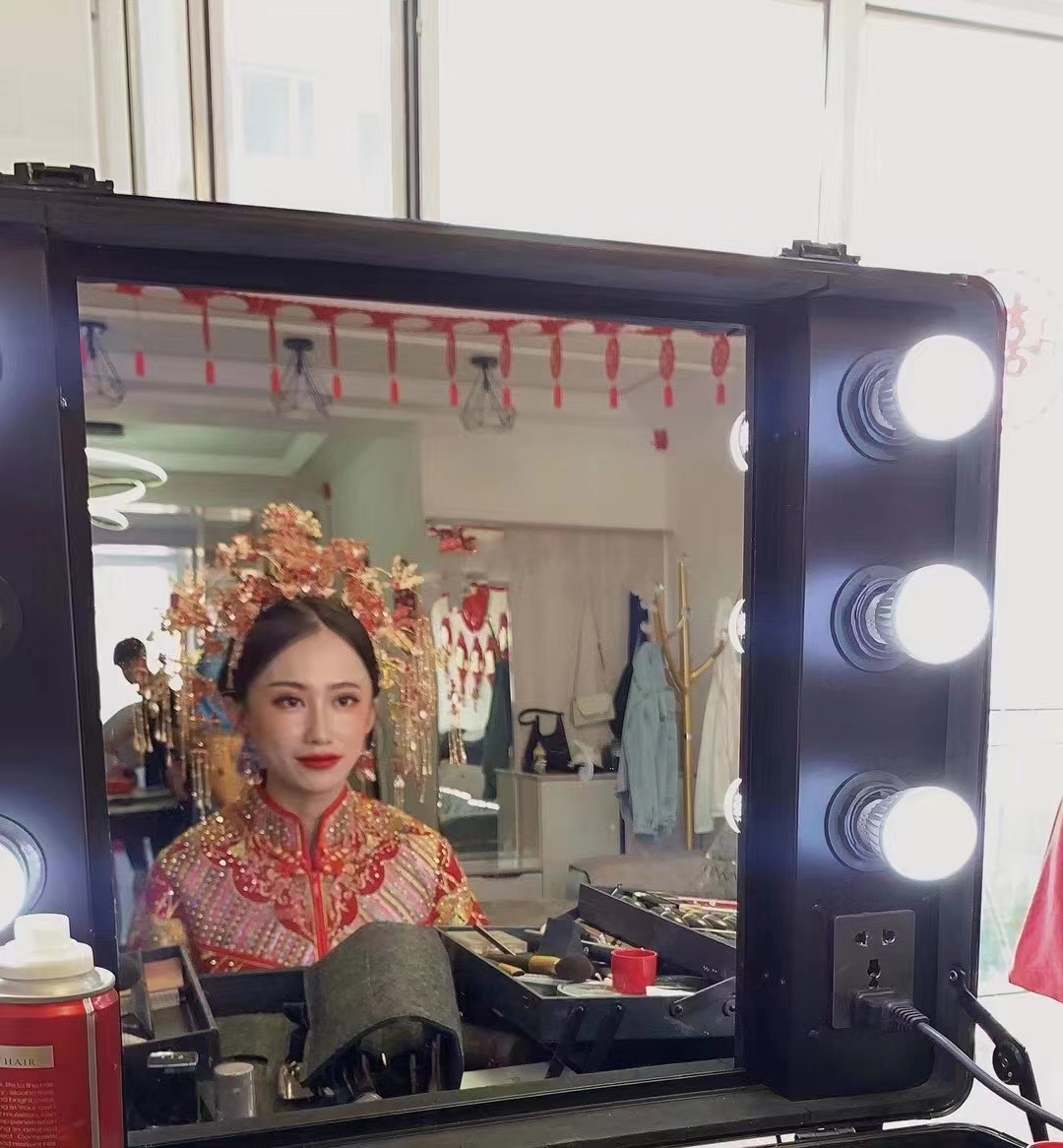 小美老师