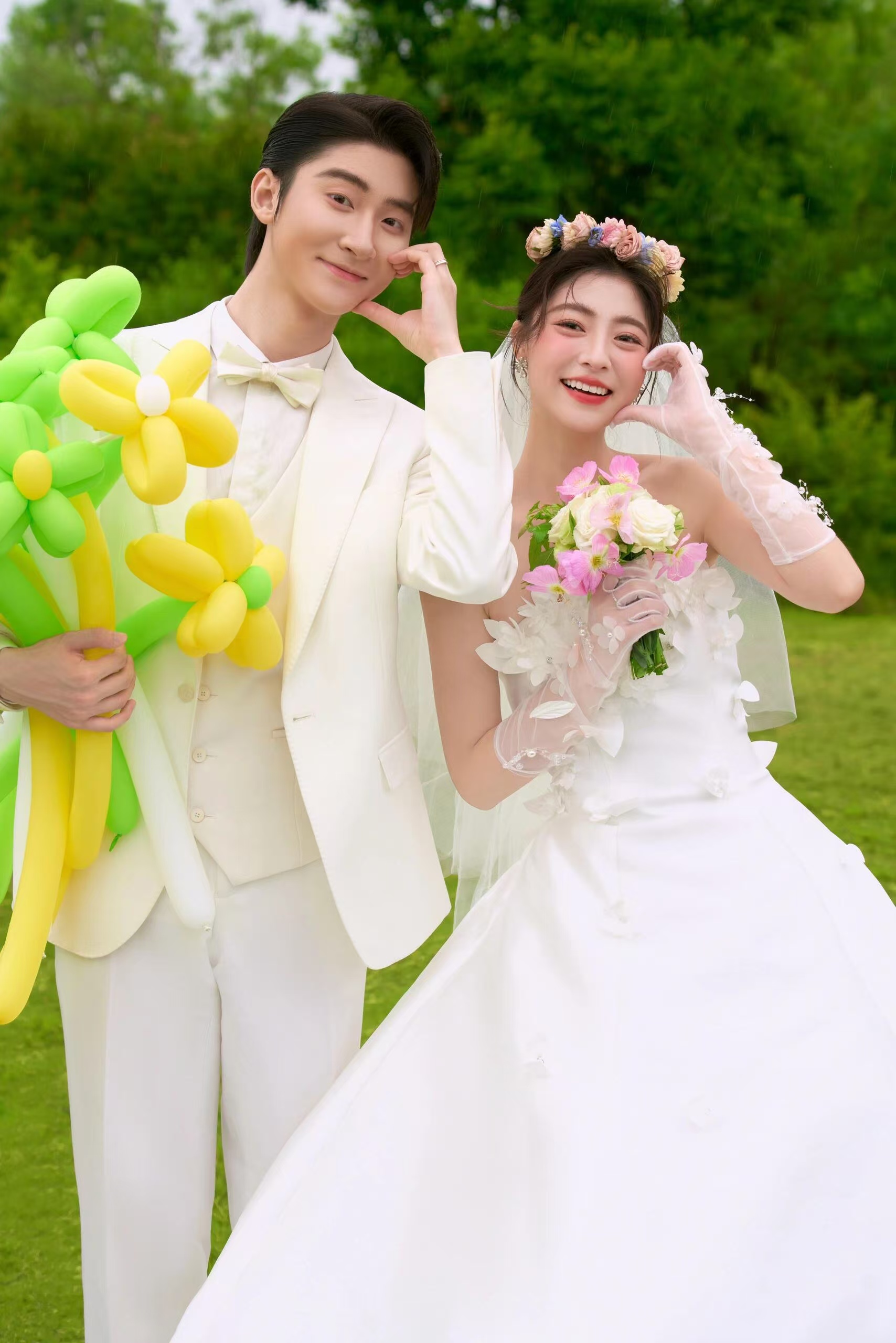 特惠婚纱照套餐3999元