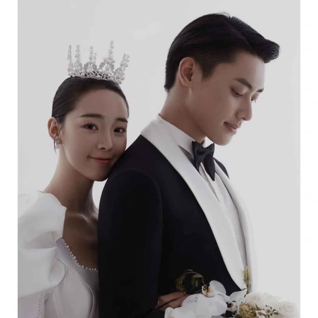 名匠高端婚纱摄影极简风婚纱照