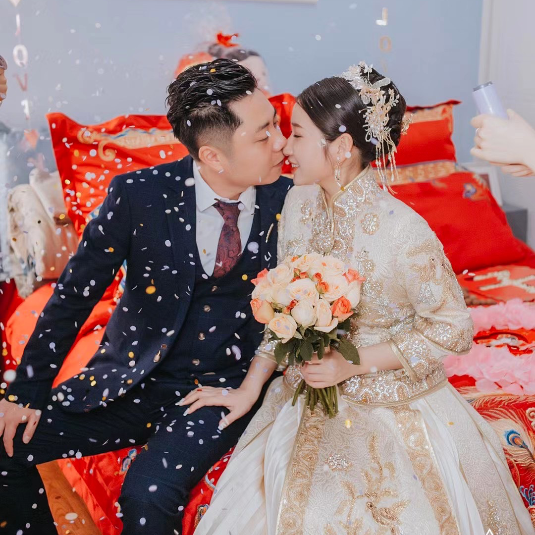 首席老师全天全程跟妆服务