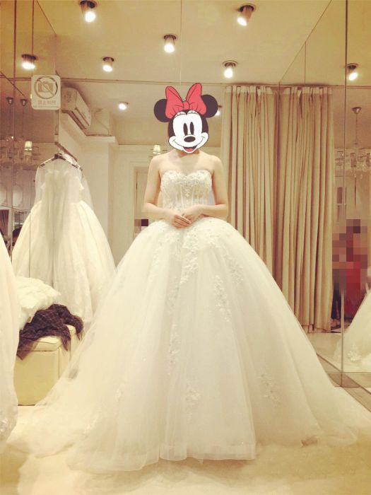 gracekelly婚纱_婚纱情侣头像