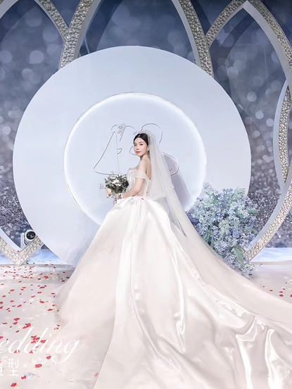 Dear美妆～首席化妆师全程跟妆三套造型送妈妈妆
