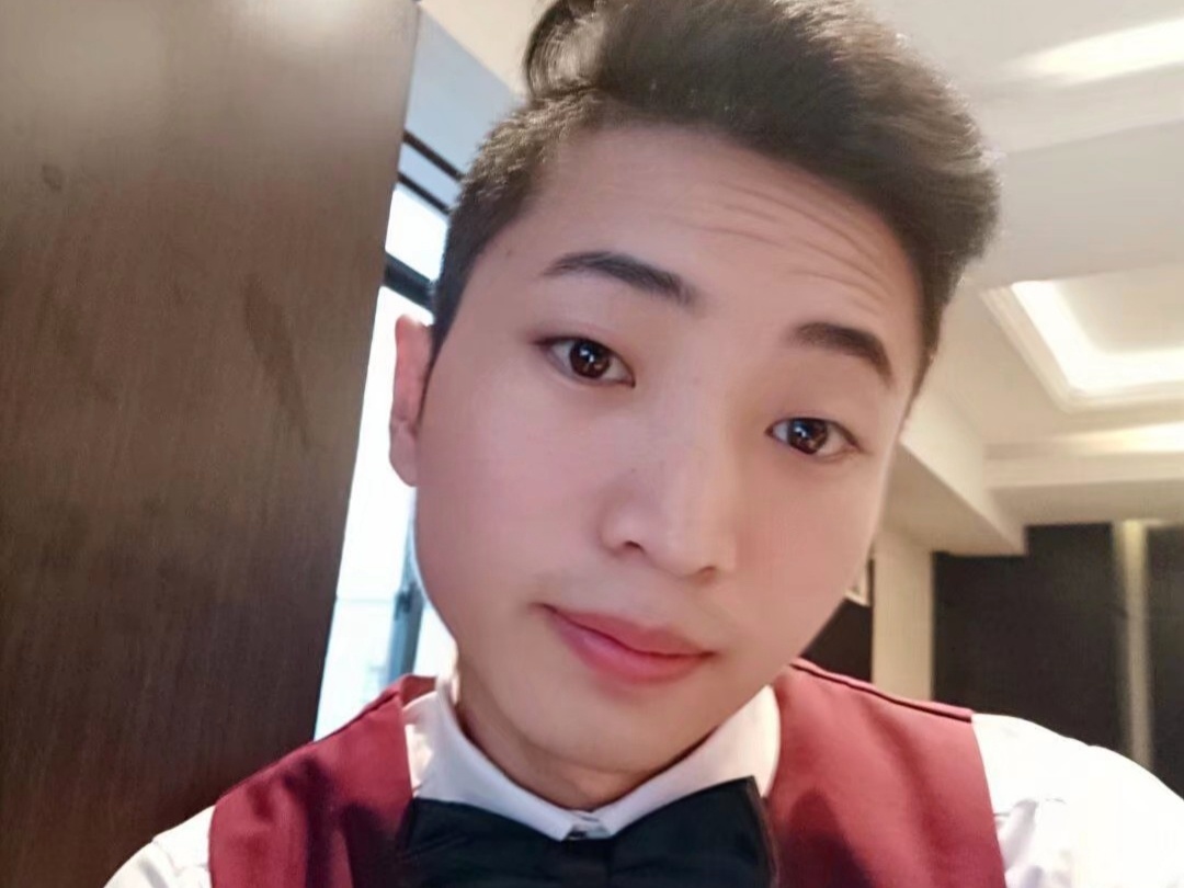 专属婚礼定制，赠送音响师一名