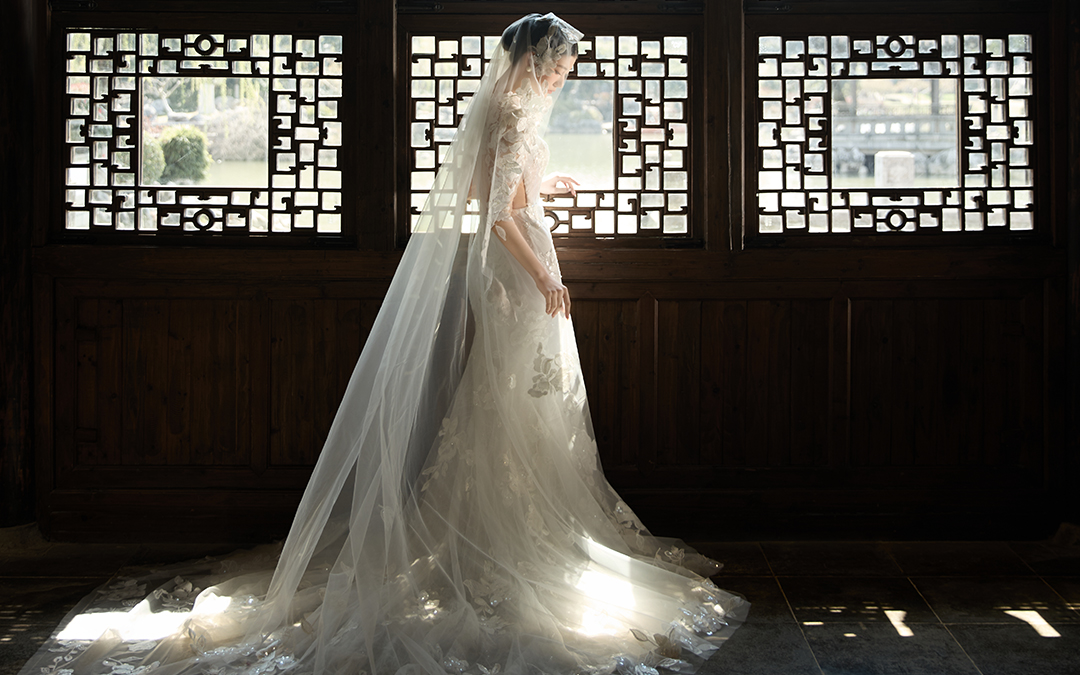 【东方园林】外景园林婚纱照＋服装任选一对一