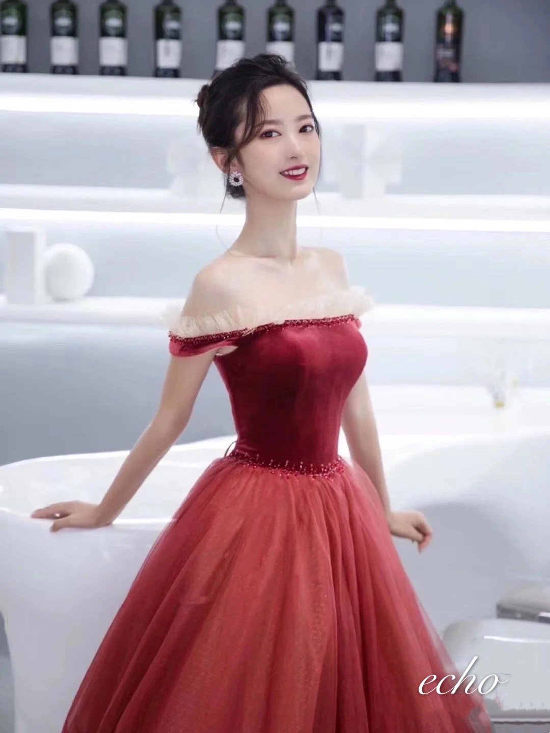 新娘礼服敬酒服主持人晚宴服