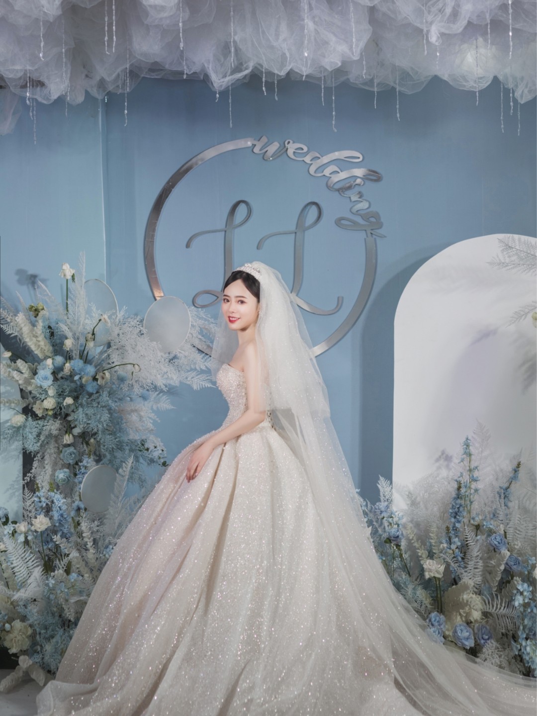 【若梵亲情推荐】必选大气主婚纱