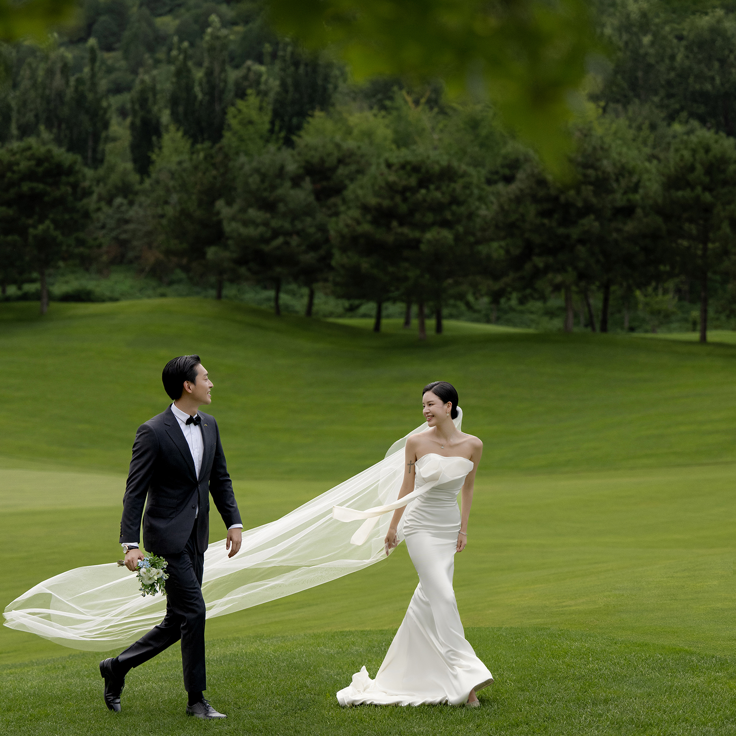 【檔期限定】風(fēng)格任選·草坪婚紗照