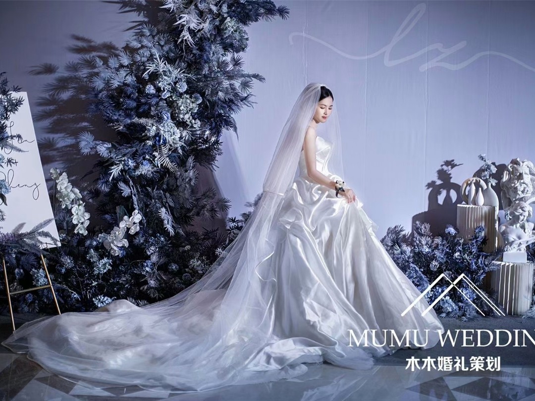 《Agapm》簡約秀場風(fēng)藍(lán)色婚禮t臺口吊頂