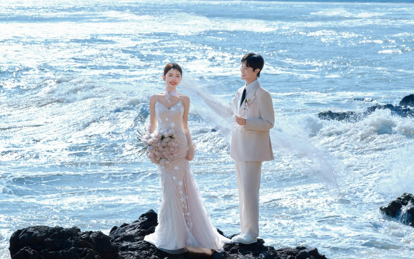 美哭了😭电影感惠州礁石婚纱照一套封神！