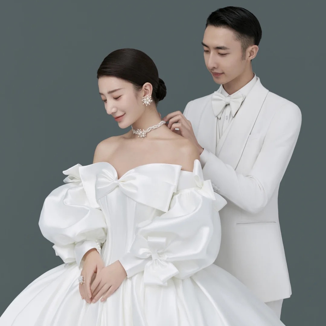 【摩登婚纱】奢华大气的室内高定白纱婚纱照