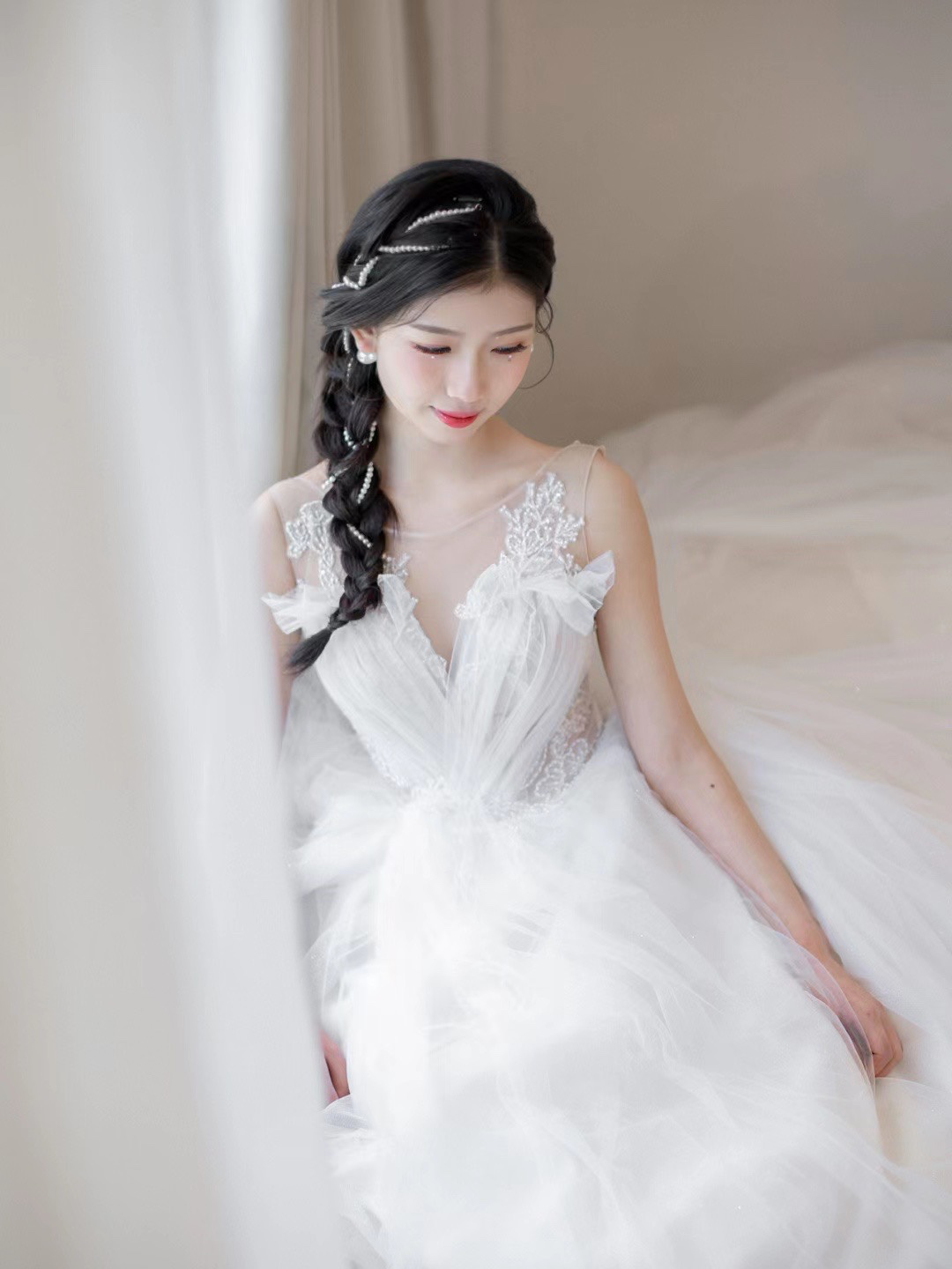 伊朵婚纱 ｜ 轻纱系列