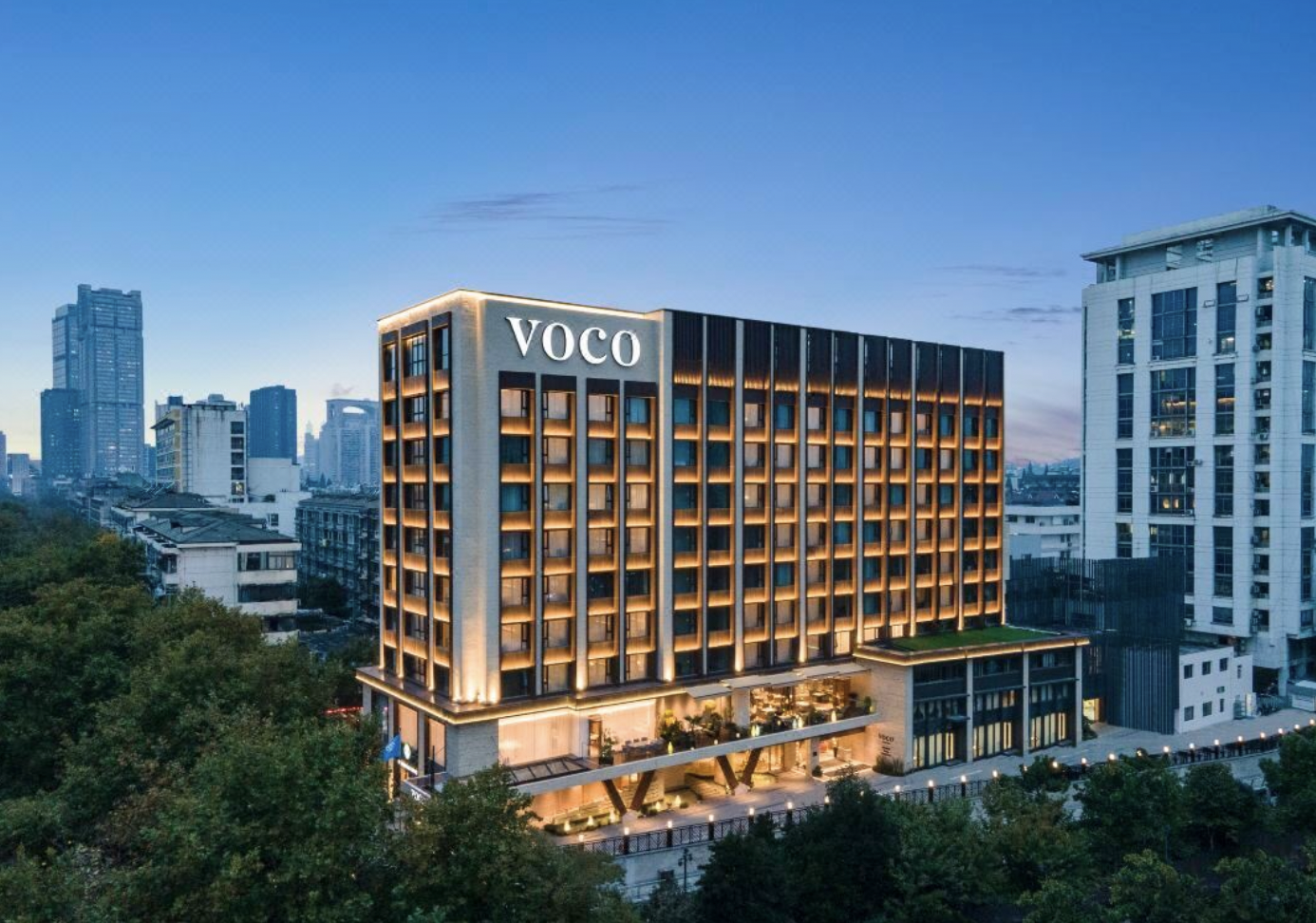 南京东方珍珠voco酒店